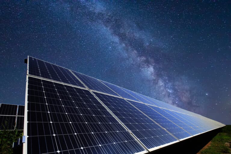 Do Solar Panels Work At Night?